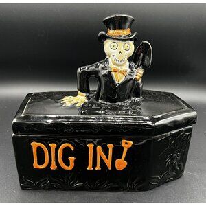 2014 YANKEE CANDLE Boney Bunch Halloween Covered Coffin Candy Dish DIG IN - FUN